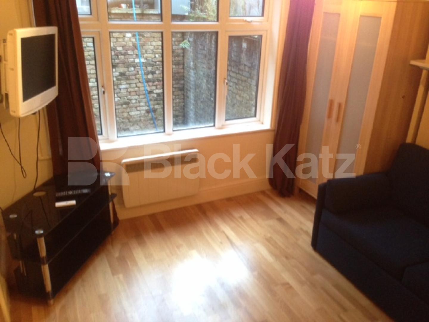 			New Instruction, Studio Apartment, 1 bath, 1 reception Studio			 Greville Street , Hatton Garden/ Farringdon/Holborn